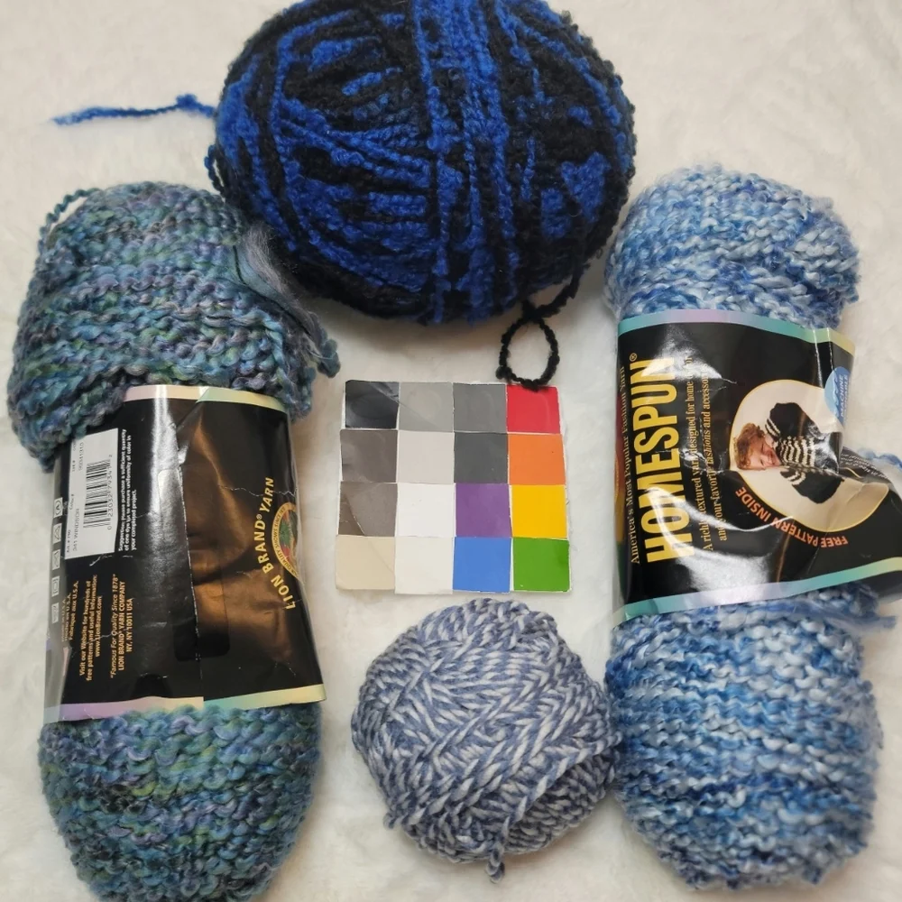 Bundle of #5 Bulky Yarn Multi-Color Lot Knitting Crochet Crafts 17 Skeins Chunky - Picture 2 of 16